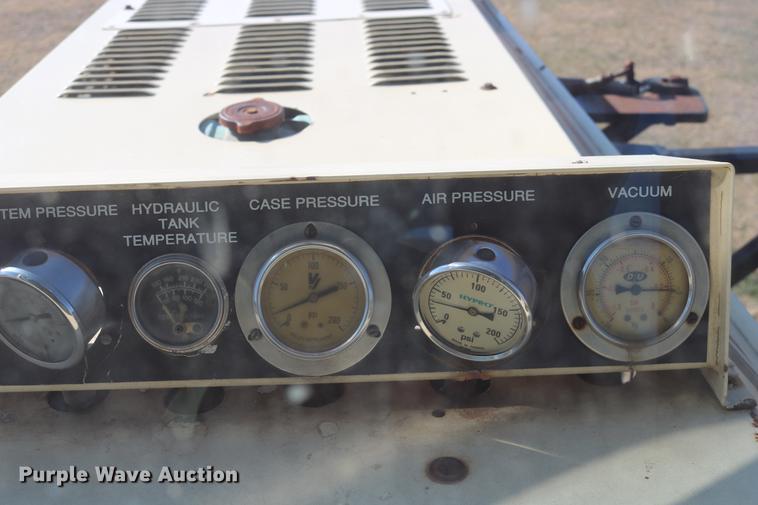 image for item DC3745 1995 Modern-flow MFI self-propelled applicator