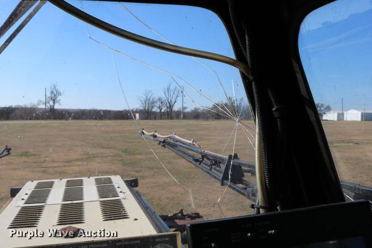 image for item DC3745 1995 Modern-flow MFI self-propelled applicator