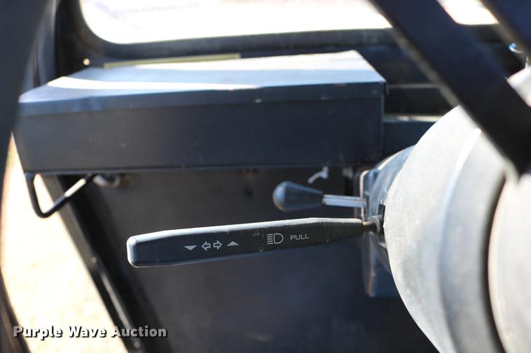 image for item DC3745 1995 Modern-flow MFI self-propelled applicator