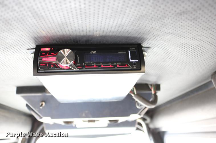 image for item DC3745 1995 Modern-flow MFI self-propelled applicator