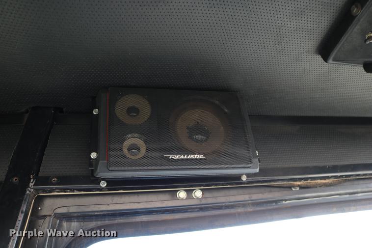 image for item DC3745 1995 Modern-flow MFI self-propelled applicator