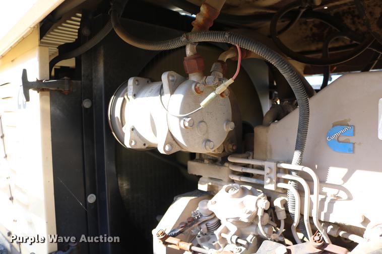 image for item DC3745 1995 Modern-flow MFI self-propelled applicator