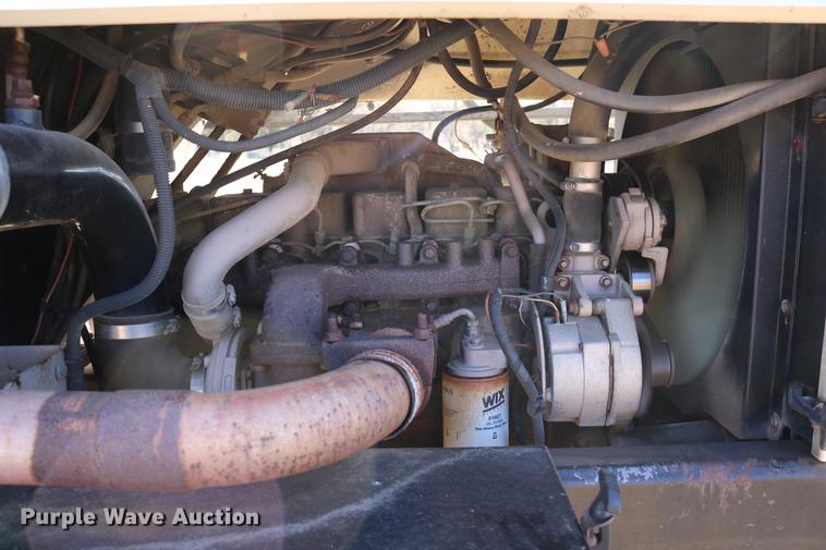 image for item DC3745 1995 Modern-flow MFI self-propelled applicator