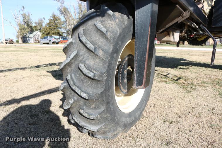 image for item DC3745 1995 Modern-flow MFI self-propelled applicator