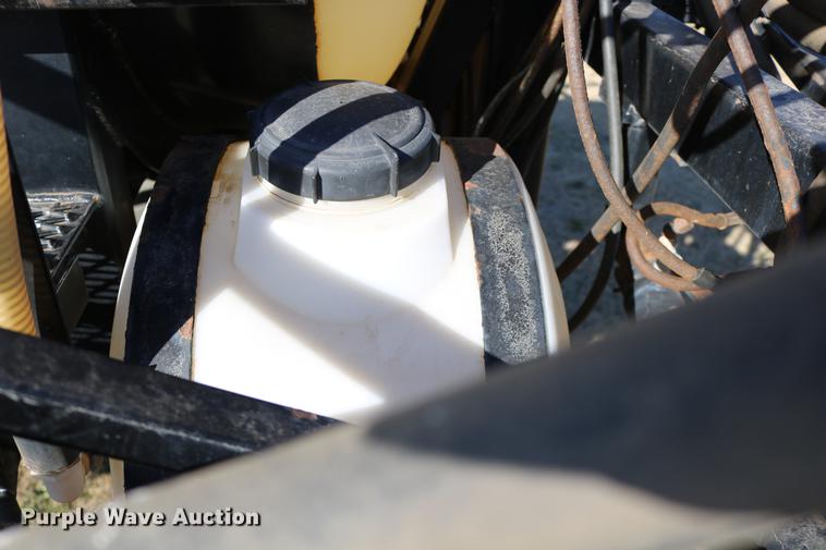 image for item DC3745 1995 Modern-flow MFI self-propelled applicator