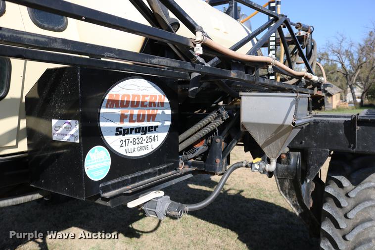 image for item DC3745 1995 Modern-flow MFI self-propelled applicator