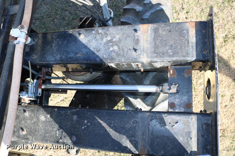 image for item DC3745 1995 Modern-flow MFI self-propelled applicator