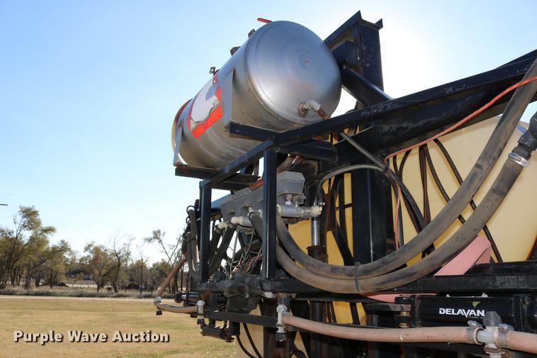 image for item DC3745 1995 Modern-flow MFI self-propelled applicator