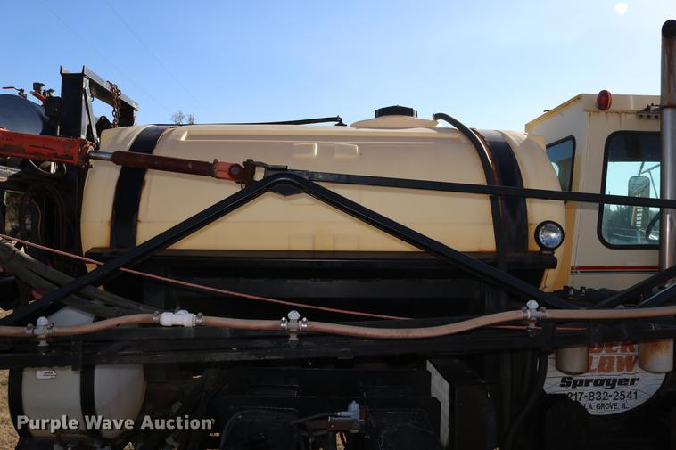 image for item DC3745 1995 Modern-flow MFI self-propelled applicator