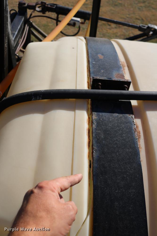 image for item DC3745 1995 Modern-flow MFI self-propelled applicator