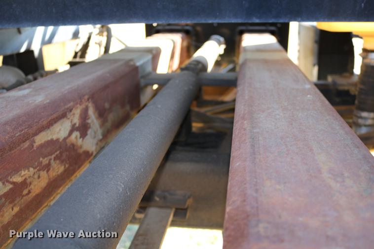 image for item DC3745 1995 Modern-flow MFI self-propelled applicator