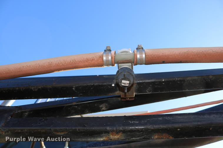 image for item DC3745 1995 Modern-flow MFI self-propelled applicator