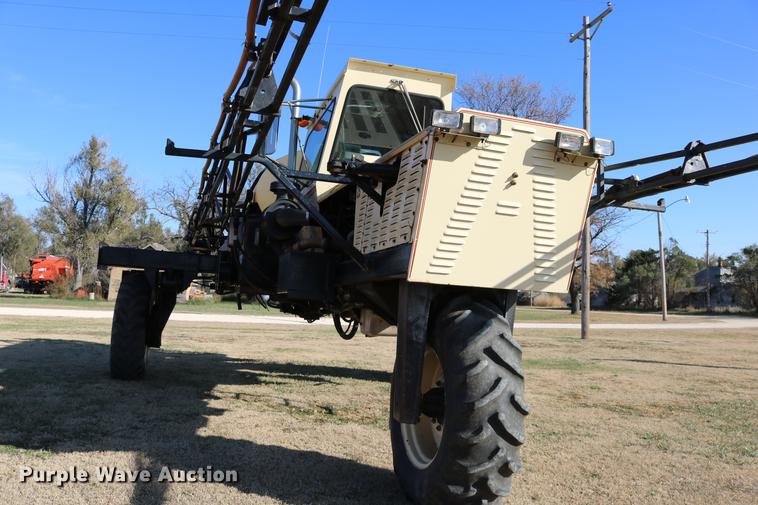 image for item DC3745 1995 Modern-flow MFI self-propelled applicator