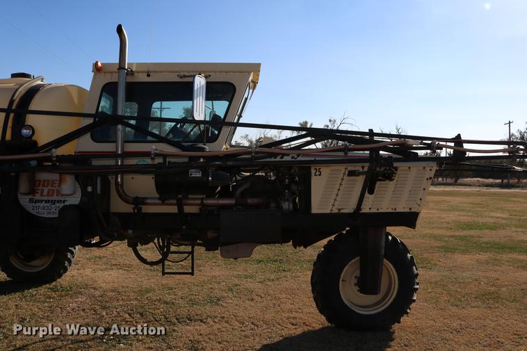 image for item DC3745 1995 Modern-flow MFI self-propelled applicator