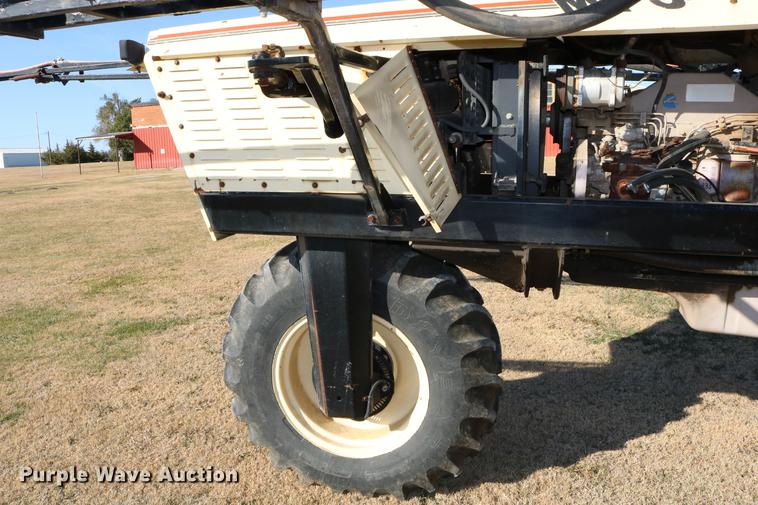 image for item DC3745 1995 Modern-flow MFI self-propelled applicator