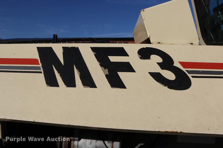 image for item DC3745 1995 Modern-flow MFI self-propelled applicator