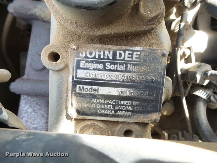 image for item DC3761 1989 John Deere 855 MFWD tractor