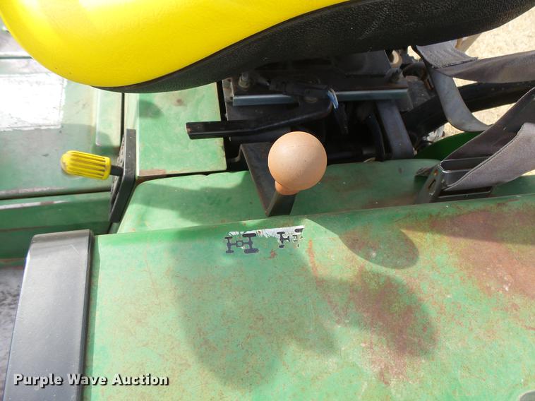 image for item DC3761 1989 John Deere 855 MFWD tractor