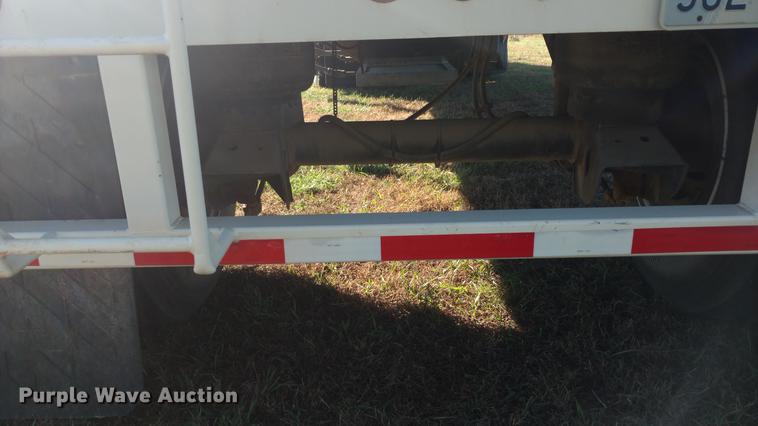 image for item DF9833 2011 JC double hopper grain trailer