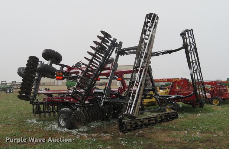 image for item DF9846 Case IH 330 Turbo vertical tillage