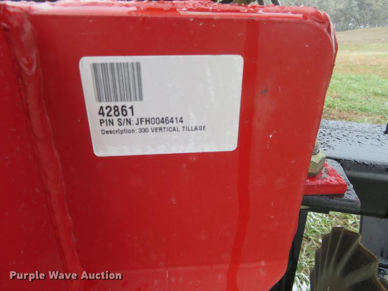 image for item DF9846 Case IH 330 Turbo vertical tillage