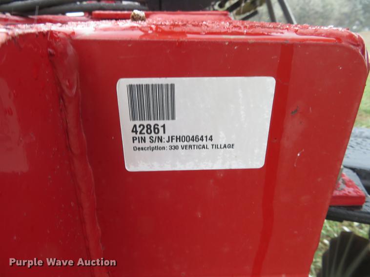 image for item DF9846 Case IH 330 Turbo vertical tillage