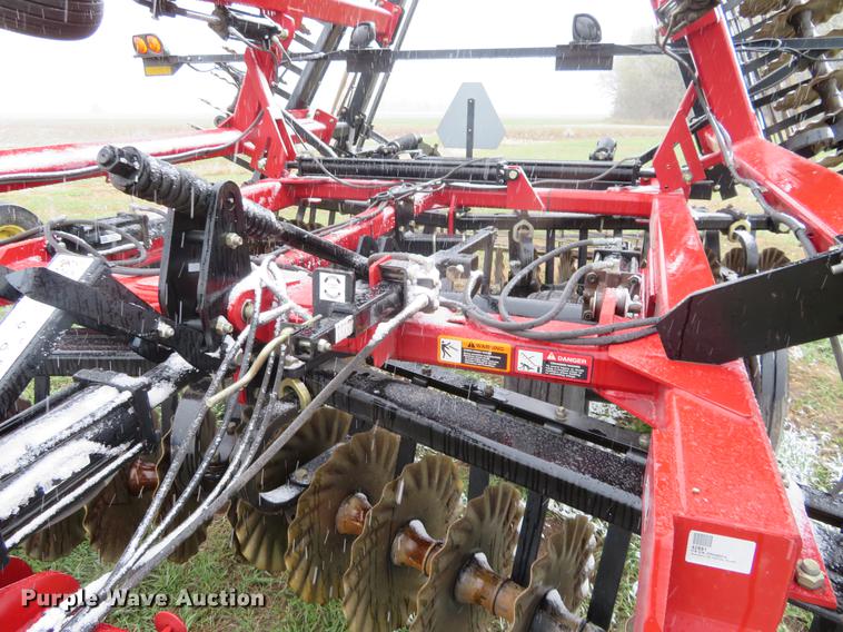 image for item DF9846 Case IH 330 Turbo vertical tillage