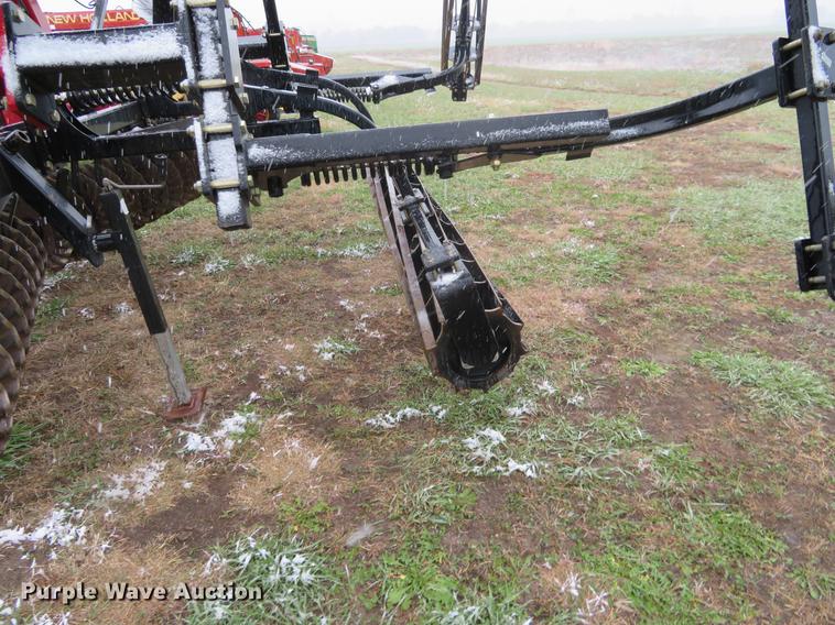 image for item DF9846 Case IH 330 Turbo vertical tillage