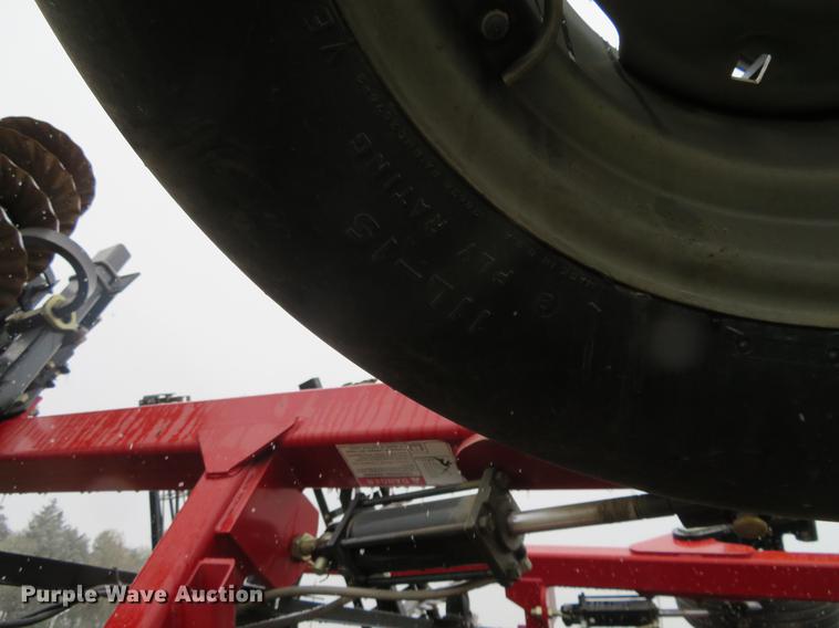 image for item DF9846 Case IH 330 Turbo vertical tillage