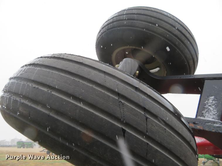 image for item DF9846 Case IH 330 Turbo vertical tillage