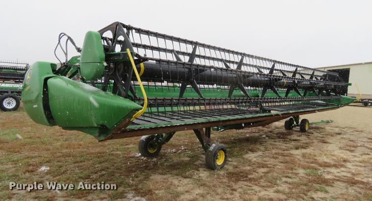 image for item DF9849 2009 John Deere 635D draper head