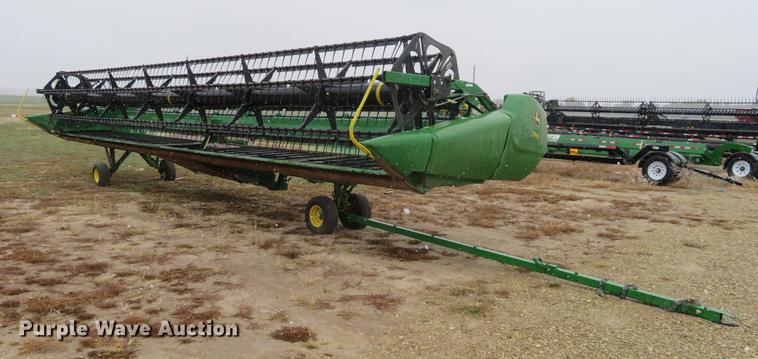 image for item DF9849 2009 John Deere 635D draper head