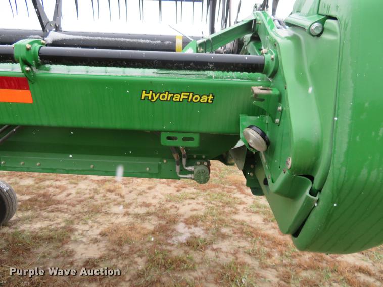 image for item DF9849 2009 John Deere 635D draper head