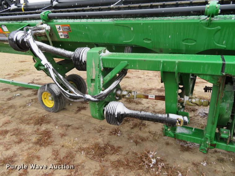 image for item DF9849 2009 John Deere 635D draper head