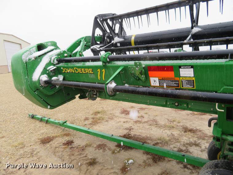 image for item DF9849 2009 John Deere 635D draper head