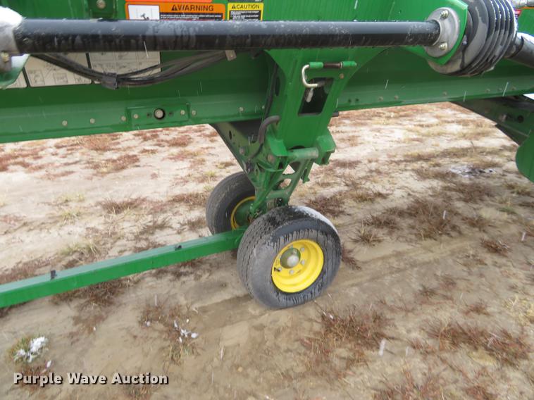image for item DF9849 2009 John Deere 635D draper head