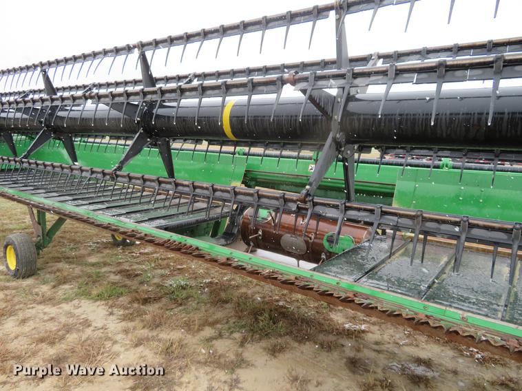 image for item DF9849 2009 John Deere 635D draper head