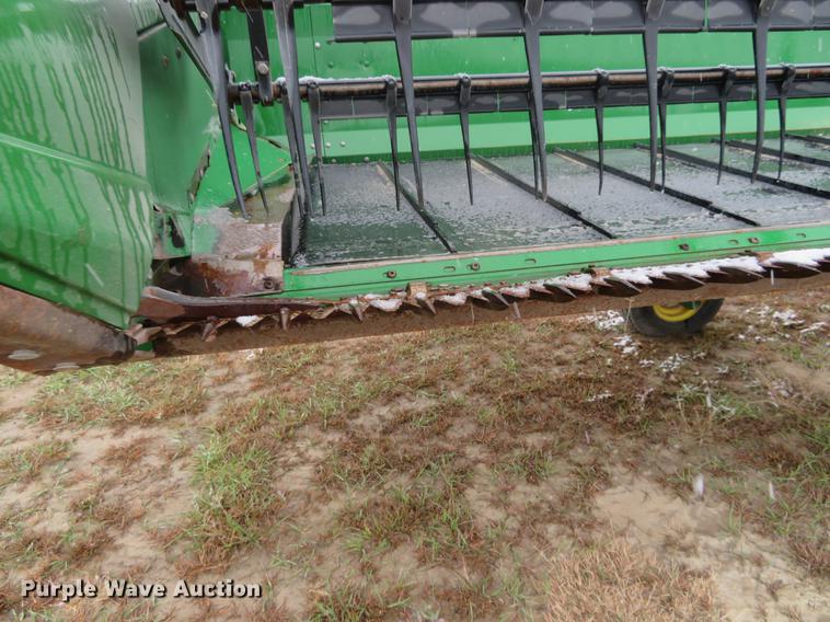 image for item DF9849 2009 John Deere 635D draper head