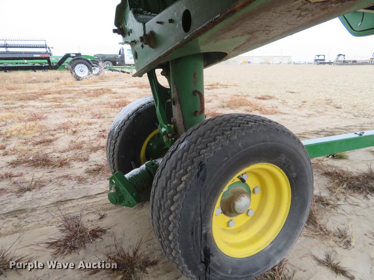 image for item DF9849 2009 John Deere 635D draper head