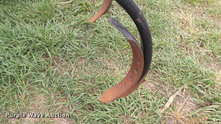 image for item DV9192 Landoll Soilmaster chisel plow