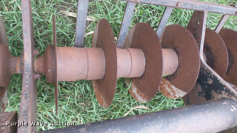 image for item DV9192 Landoll Soilmaster chisel plow