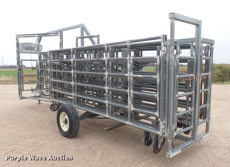 image for item DV9212 WW Livestock Systems corral