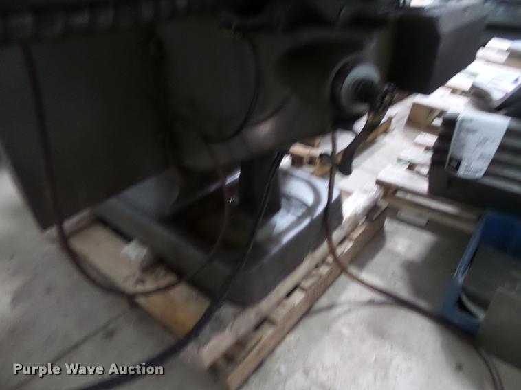 image for item DV9509 Bridgeport milling machine