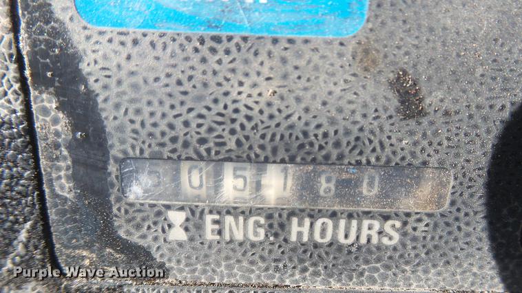 image for item DX9793 International 1086 tractor