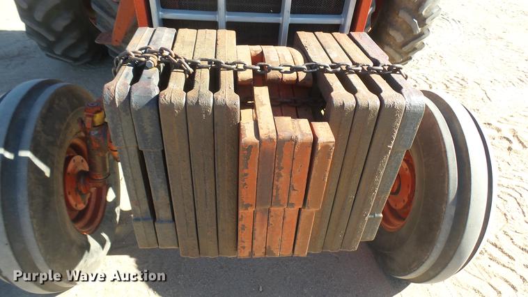 image for item DX9793 International 1086 tractor