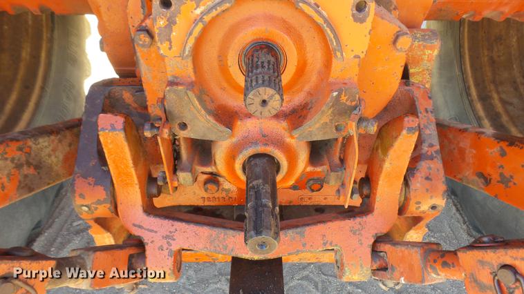 image for item DX9793 International 1086 tractor