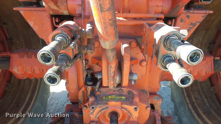 image for item DX9793 International 1086 tractor