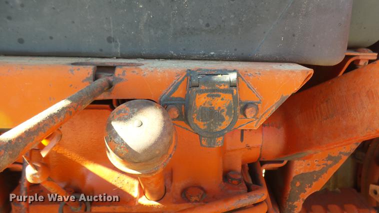 image for item DX9793 International 1086 tractor