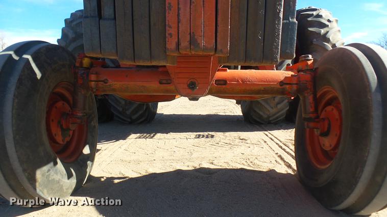 image for item DX9793 International 1086 tractor