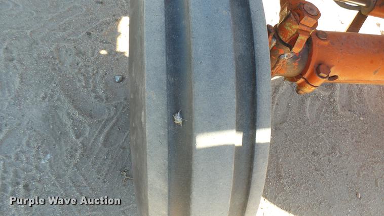 image for item DX9793 International 1086 tractor